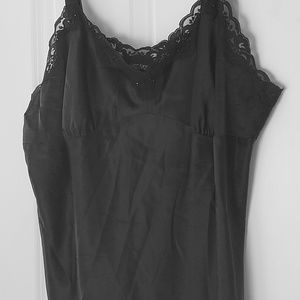 Karen Kane black tank